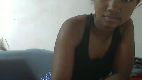 nickiqqyuu online show from May 16, 2026, 11:46 pm