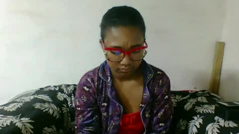 Snapshot of nickiqqyuu chatting on July 24, 2026, 12:36 pm nickiqqyuu online show from July 24, 2026, 12:36 pm