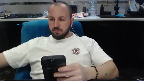 Julian online show from March 25, 2026, 9:54 pm