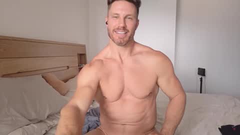 nickriverzxo online show from June 8, 2026, 8:42 pm