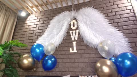Snapshot of nicky_owl chatting on December 5, 2024, 1:38 pm Today is my 41st birthday  And in 2 hours Im waiting for you on the stream Stock up on tokens and a good mood Nicky online show from December 5, 2024, 1:38 pm