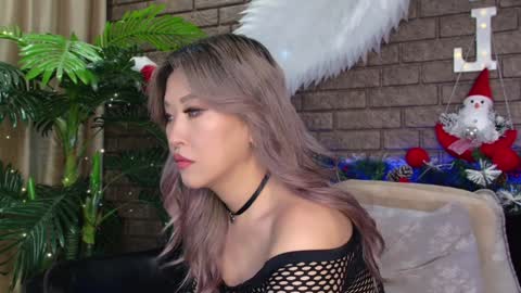 Snapshot of nicky_owl chatting on January 6, 2025, 8:46 am Today is my 41st birthday  And in 2 hours Im waiting for you on the stream Stock up on tokens and a good mood Nicky online show from January 6, 2025, 8:46 am