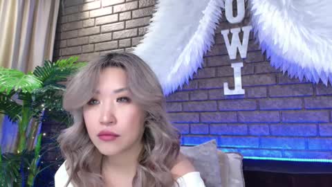 Snapshot of nicky_owl chatting on February 23, 2025, 4:13 pm Today is my 41st birthday  And in 2 hours Im waiting for you on the stream Stock up on tokens and a good mood Nicky online show from February 23, 2025, 4:13 pm