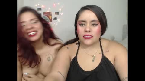 Snapshot of nickyandcam chatting on May 22, 2026, 11:10 pm Nickyandcam online show from May 22, 2026, 11:10 pm