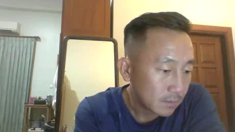 nickyang75 online show from June 5, 2026, 6:57 pm