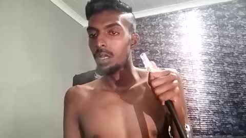 Snapshot of nickyle63 chatting on January 14, 2025, 8:04 pm james online show from January 14, 2025, 8:04 pm