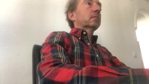 Nico online show from May 22, 2026, 9:15 am