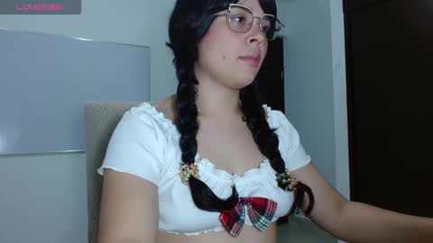 nicol online show from March 1, 2026, 10:45 pm