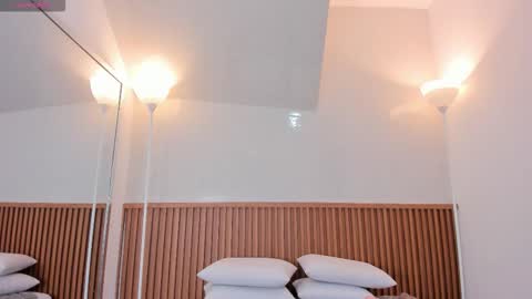 Snapshot of nicol_giraldo chatting on January 10, 2026, 3:52 am Nicol online show from January 10, 2026, 3:52 am