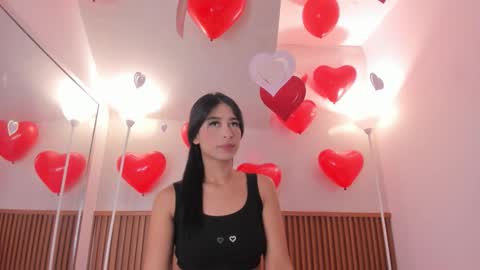 Snapshot of nicol_giraldo chatting on February 14, 2026, 3:47 am Nicol online show from February 14, 2026, 3:47 am