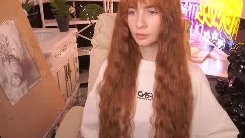 Nicol Moonn online show from April 2, 2026, 3:09 pm