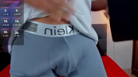 nicolas_james_sc online show from October 10, 2025, 1:43 pm