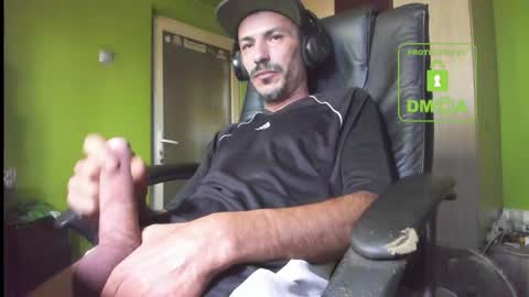 L. Nicolas online show from September 20, 2025, 5:19 am