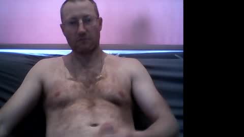 nicolaslapin87 online show from June 15, 2026, 11:34 am