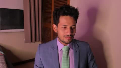 nicolasrodrii online show from February 15, 2026, 11:45 pm