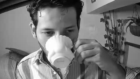 nicolasrodrii online show from June 25, 2026, 9:41 pm