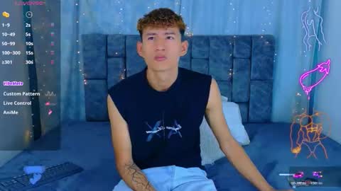 nicolastorres__ online show from May 28, 2026, 3:04 am