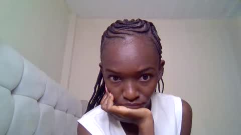 nicole161117 online show from March 4, 2026, 8:09 am