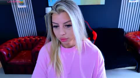 Nico online show from April 10, 2026, 11:48 am