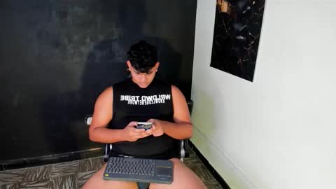 Snapshot of nicole_and_thiago1 chatting on March 1, 2026, 8:33 pm nicole_and_thiago1 online show from March 1, 2026, 8:33 pm