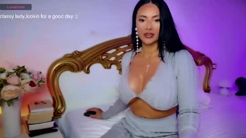 nicole online show from April 26, 2026, 6:27 pm