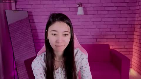 Nicole online show from February 19, 2026, 2:07 am