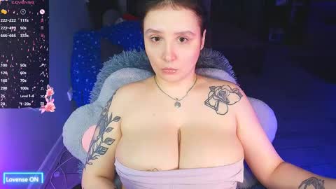 Snapshot of nicole_fancy chatting on April 16, 2026, 9:39 pm Kitty Nikki online show from April 16, 2026, 9:39 pm