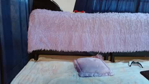  Anna Nicole  online show from February 18, 2025, 3:32 pm