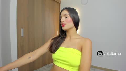 Snapshot of nicole_whitee chatting on January 25, 2025, 3:40 am N A T A L I A online show from January 25, 2025, 3:40 am