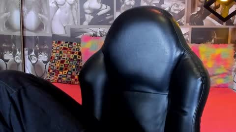 Snapshot of nicolee_angels chatting on January 30, 2025, 2:47 pm N i c o l e  online show from January 30, 2025, 2:47 pm