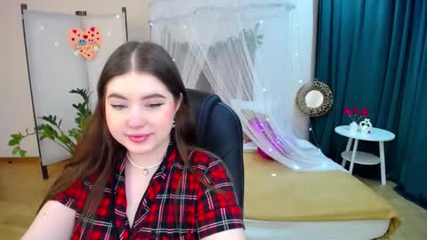 nicolefoxery online show from February 22, 2025, 3:23 am