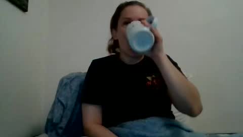 Nicole online show from April 8, 2026, 10:15 am