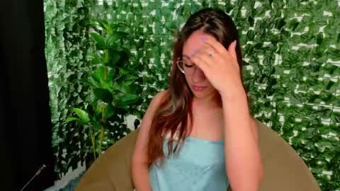 Snapshot of nicoleirisxxx chatting on May 12, 2026, 5:59 am nicoleirisxxx online show from May 12, 2026, 5:59 am