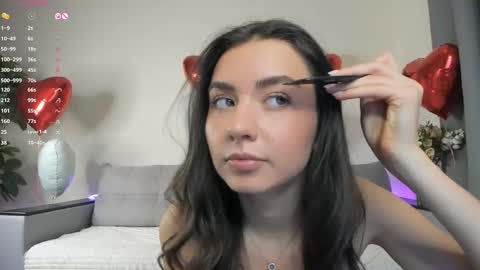 Snapshot of nicoleluuv chatting on February 14, 2025, 4:09 pm Dua Lipa online show from February 14, 2025, 4:09 pm