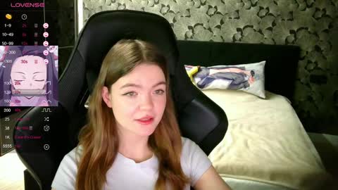 Snapshot of nicolemeew chatting on January 28, 2025, 10:45 pm NicoleMeew online show from January 28, 2025, 10:45 pm