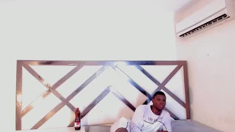 Snapshot of nicoypipeking chatting on March 2, 2026, 3:20 am nicoypipeking online show from March 2, 2026, 3:20 am