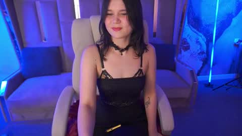 Aylin online show from November 30, 2025, 9:30 pm