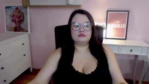 Holly online show from March 4, 2026, 5:57 am