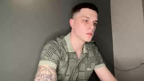 Max online show from December 21, 2025, 7:10 pm