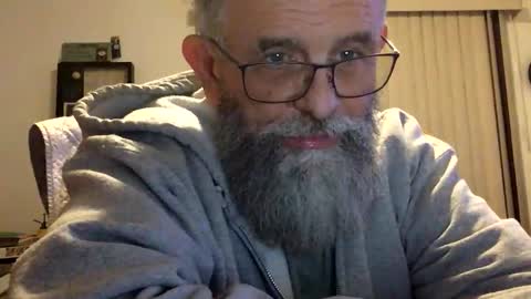 nightmoves1970 online show from February 8, 2026, 1:20 am