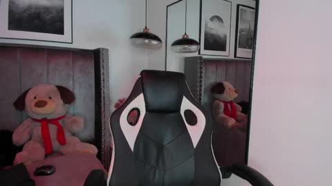 Snapshot of niick_twink chatting on September 11, 2025, 7:14 pm niick_twink online show from September 11, 2025, 7:14 pm