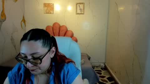 Snapshot of niickyjones chatting on April 16, 2026, 6:03 am Anni online show from April 16, 2026, 6:03 am