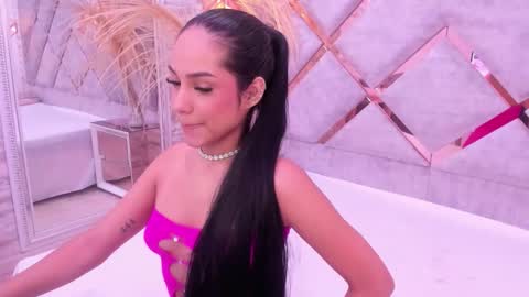 Nicole online show from February 9, 2026, 12:20 pm