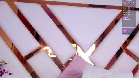 Nicolle  online show from February 19, 2026, 8:16 pm