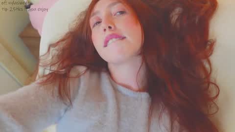 Snapshot of niilaa chatting on February 14, 2025, 8:05 pm of Nylasweet online show from February 14, 2025, 8:05 pm
