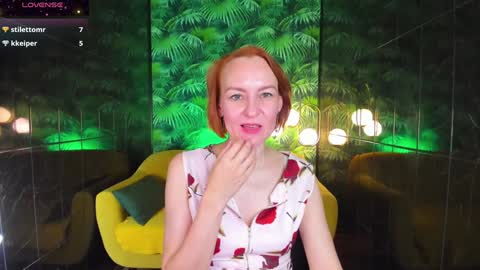 Snapshot of nika_gentle chatting on December 4, 2024, 10:13 am Nika online show from December 4, 2024, 10:13 am