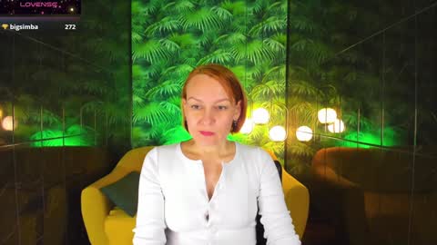 Snapshot of nika_gentle chatting on December 9, 2024, 9:06 am Nika online show from December 9, 2024, 9:06 am