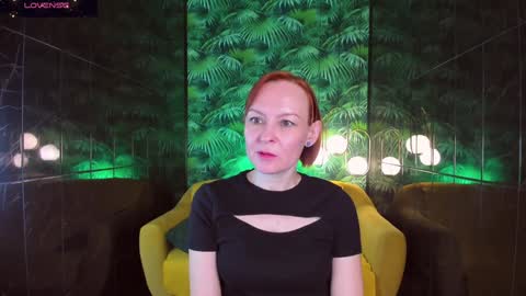 Snapshot of nika_gentle chatting on December 25, 2024, 5:37 am Nika online show from December 25, 2024, 5:37 am