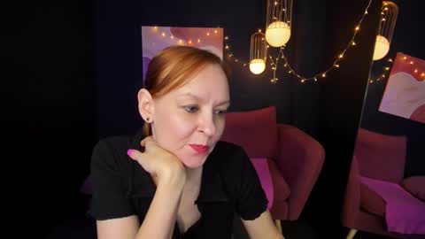 Snapshot of nika_gentle chatting on February 9, 2025, 11:36 am Nika online show from February 9, 2025, 11:36 am