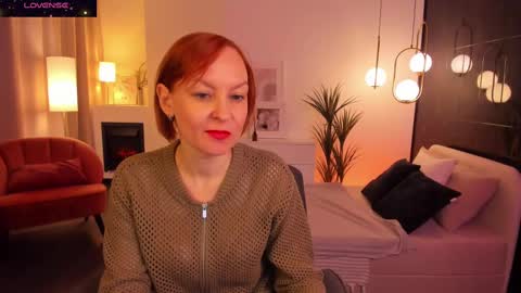 Snapshot of nika_gentle chatting on February 21, 2025, 9:13 am Nika online show from February 21, 2025, 9:13 am